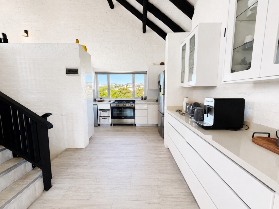 5 Bedroom Property for Sale in St Francis Bay Village Eastern Cape